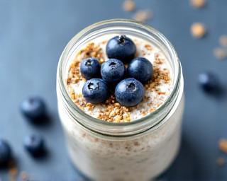 Morning Sparrow Oats with berries
